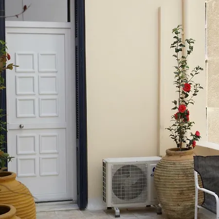 Metis Athens Suites Экстерьер фото
