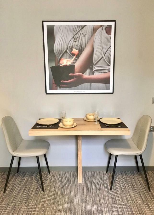 Metis Apartment